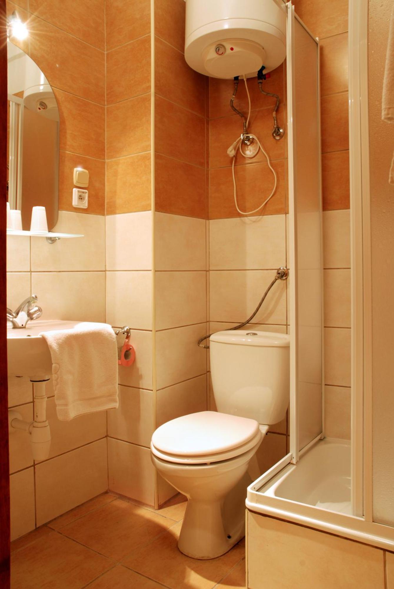 Bed and Breakfast Dom Casimi Cracovia Esterno foto